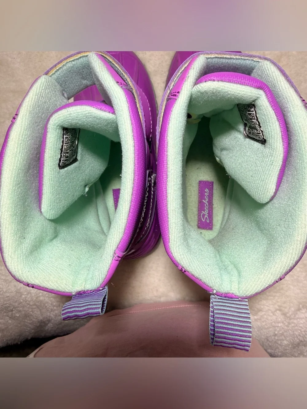 Skechers Girl Snow Slopes-Rainier Days waterproof snow boots purple size 3